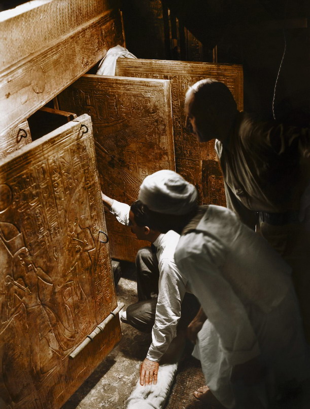 Colourized photos of the discovery of the tomb of King Tut, Egypt ...