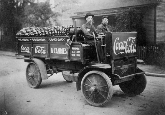 Coca Cola delivery truck, 1909