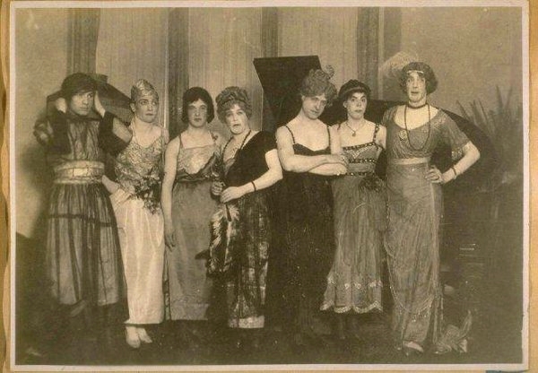 Drag queens, US, 1920s | MATTHEW'S ISLAND