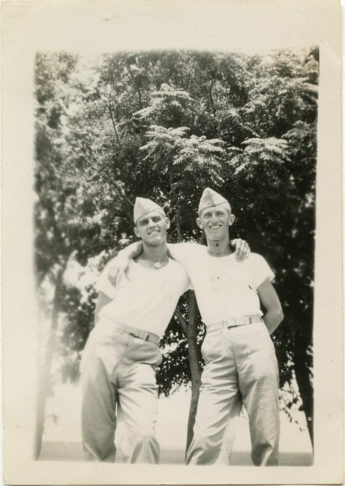 SOLDIERS TOGETHER 84321