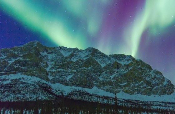 NORTHERN LIGHTS 5876