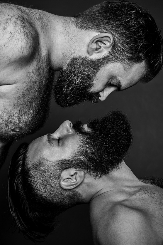 MEN TOGETHER 23880247