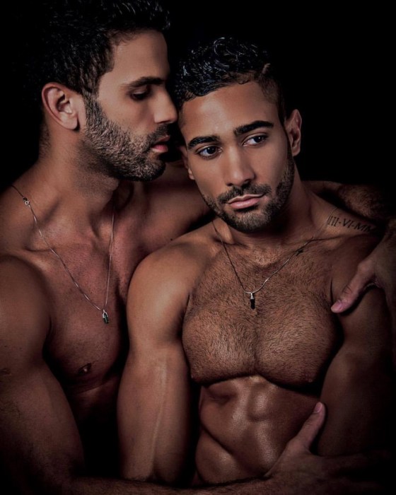 MEN TOGETHER 23880248