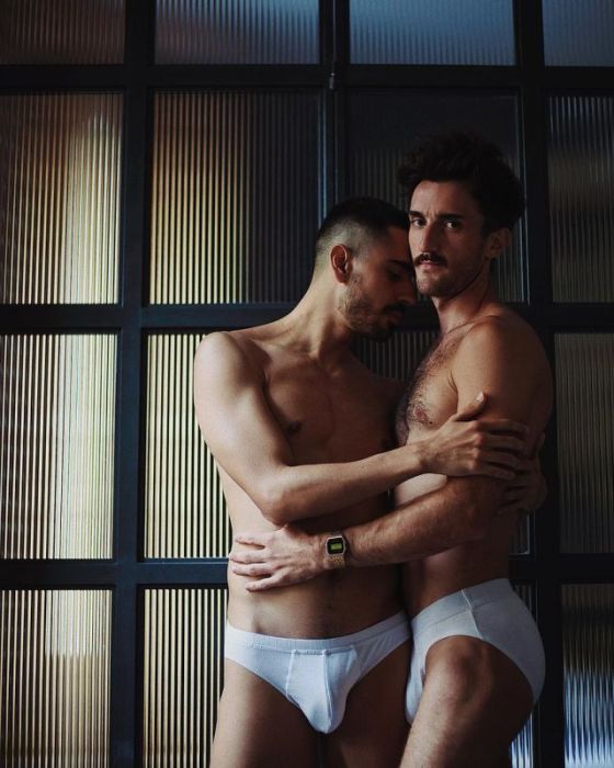 MEN TOGETHER 23880250