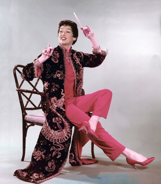 ROSALIND RUSSELL 679
