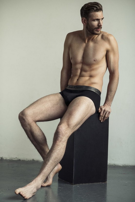 black CALVIN KLEIN 89022