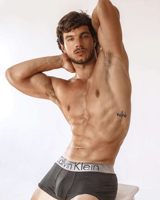 black CALVIN KLEIN 89027