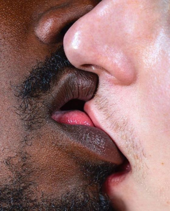 EBONY AND IVORY 2348