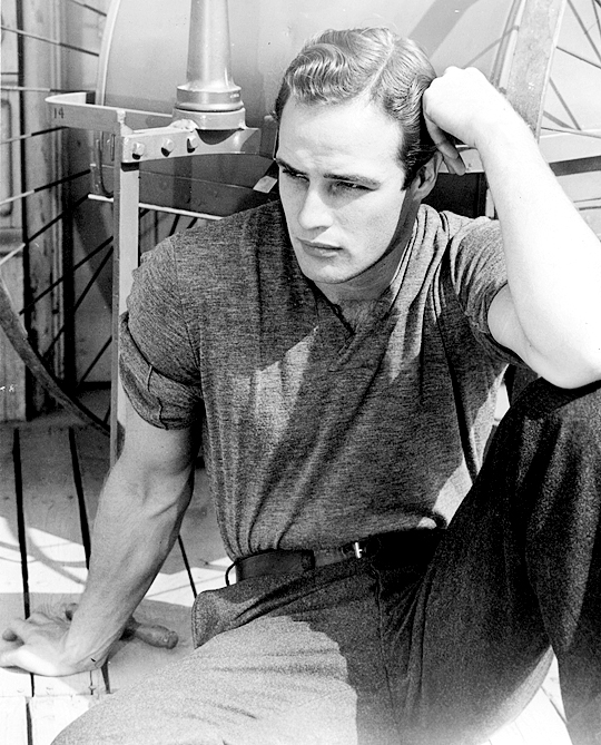 marlon brando young 24