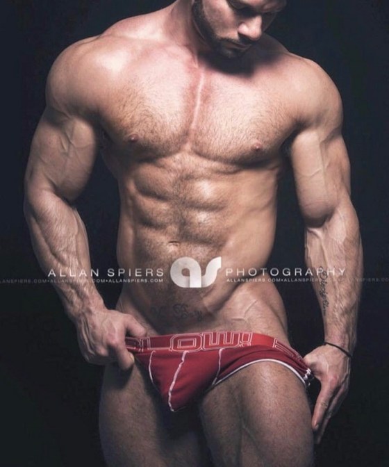 RED UNDERWEAR 36800004