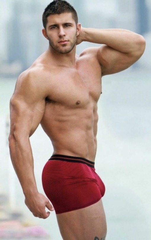 RED UNDERWEAR 36800005