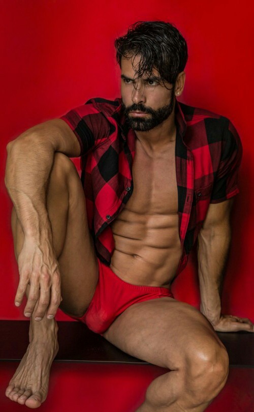 RED UNDERWEAR 36800010