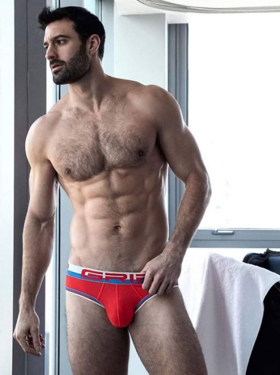 RED UNDERWEAR 560013