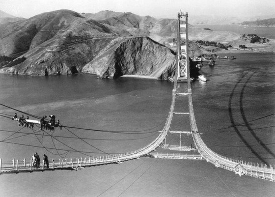 GOLDEN GATE UNDER CONST 332