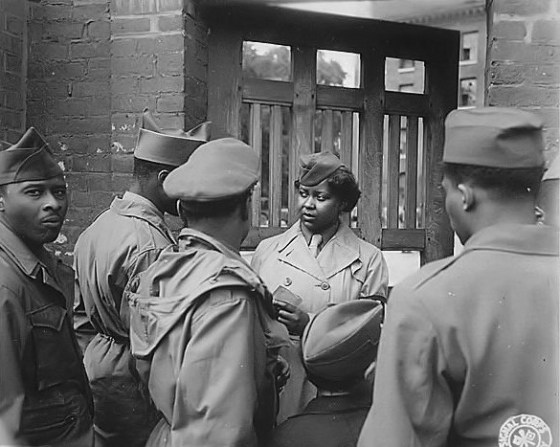 WWII AFR AM SOLDIERS IN FRANCE 1944