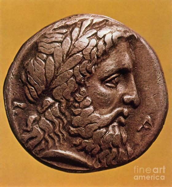 greek-coin-with-zeus-photo-researchers
