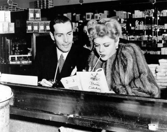 Hurd Hatfield and Angela Lansbury hanging out at the counter of Schwab's Pharmacy, c. 1945