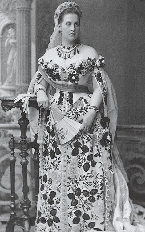 Olga Konstantinovna, Queen of the Hellenes