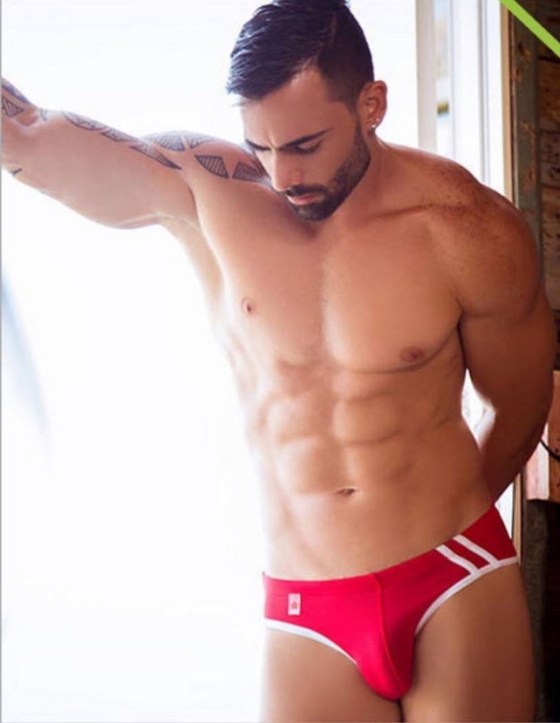 RED UNDERWEAR 6680009