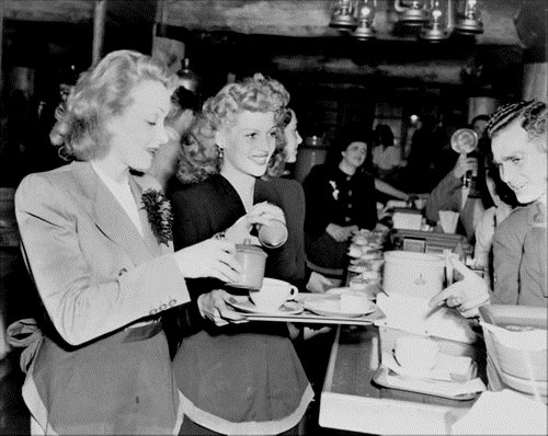 MARLENE AND RITA HOLLYWWOD CANTEEN