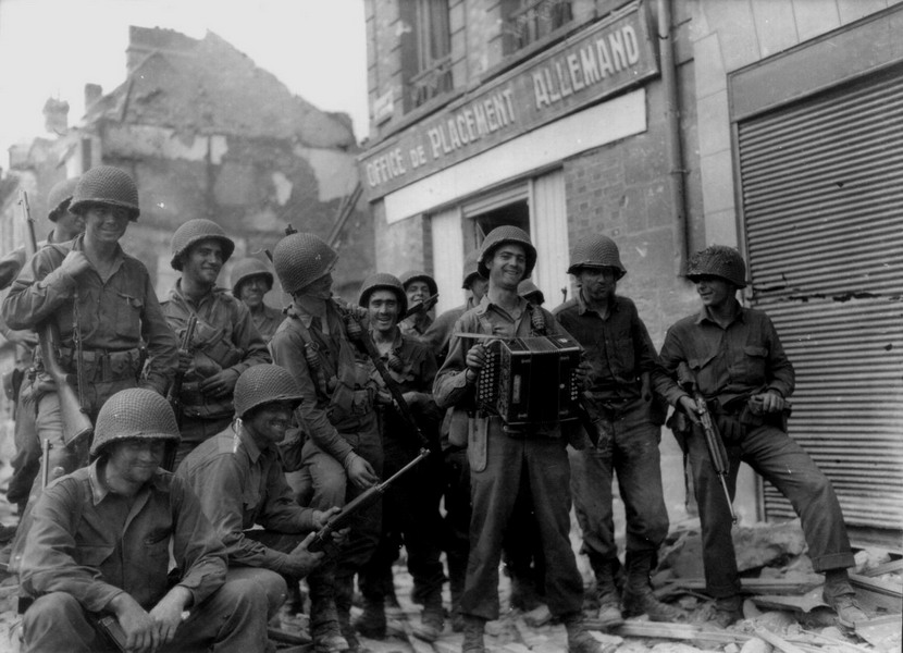 Allied troops liberating France from the Nazis, summer of 1944 ...