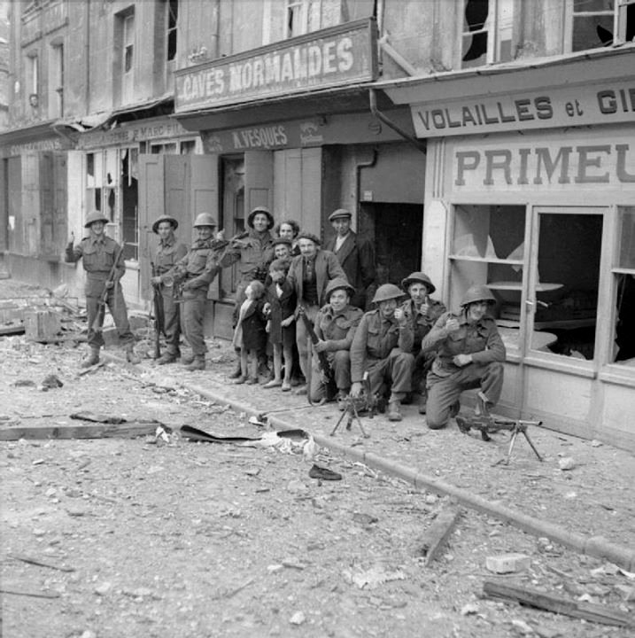 Allied troops liberating France from the Nazis, summer of 1944 ...