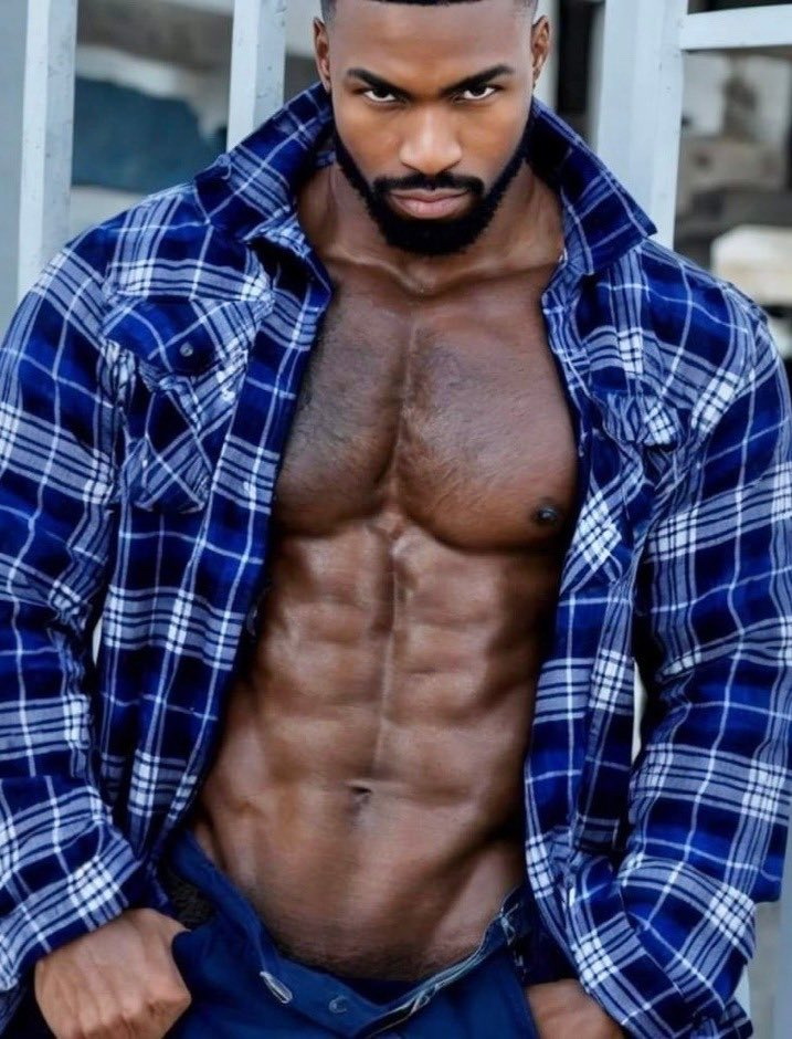 MODEL WEARING A PLAID&nbsp;SHIRT