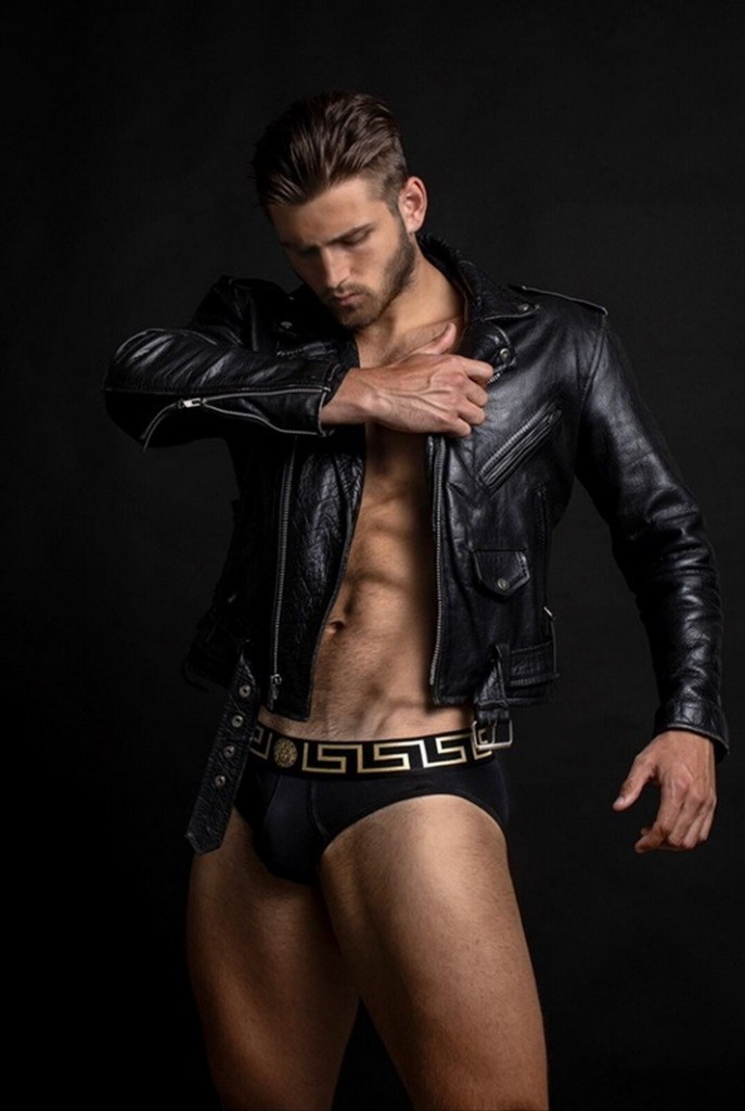 MODEL WITH A LEATHER&nbsp;JACKET