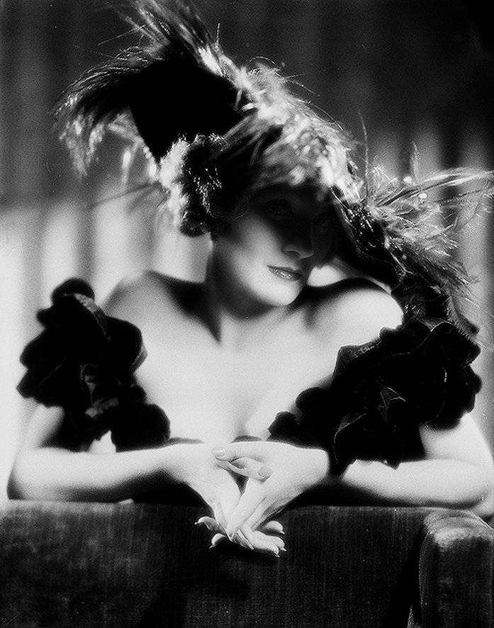 Marlene Dietrich, 1930s