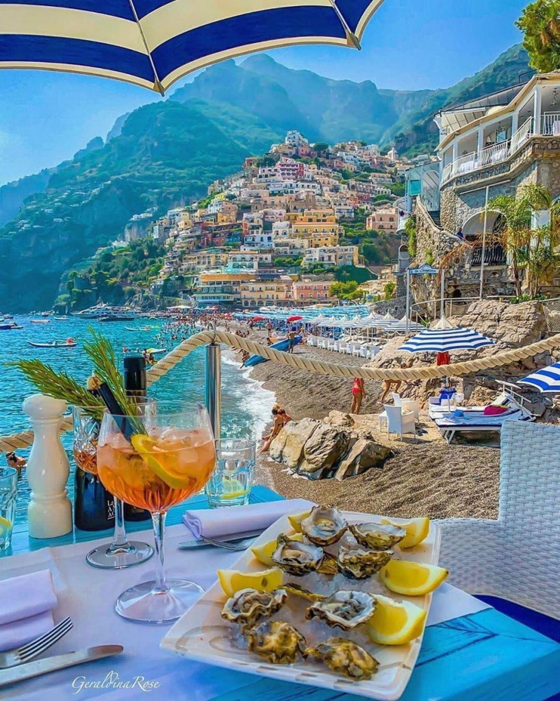 Oysters on the beach,&nbsp;Italy