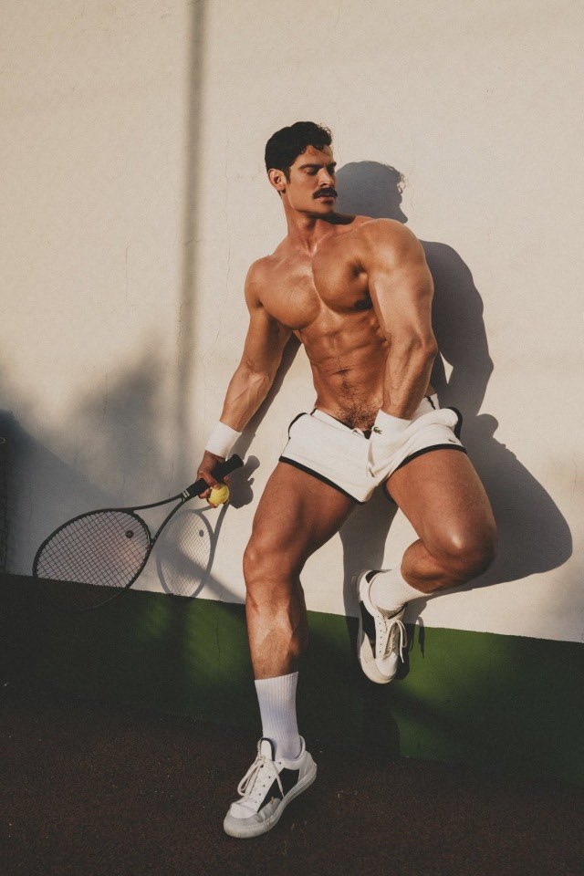 TENNIS PLAYER MODEL